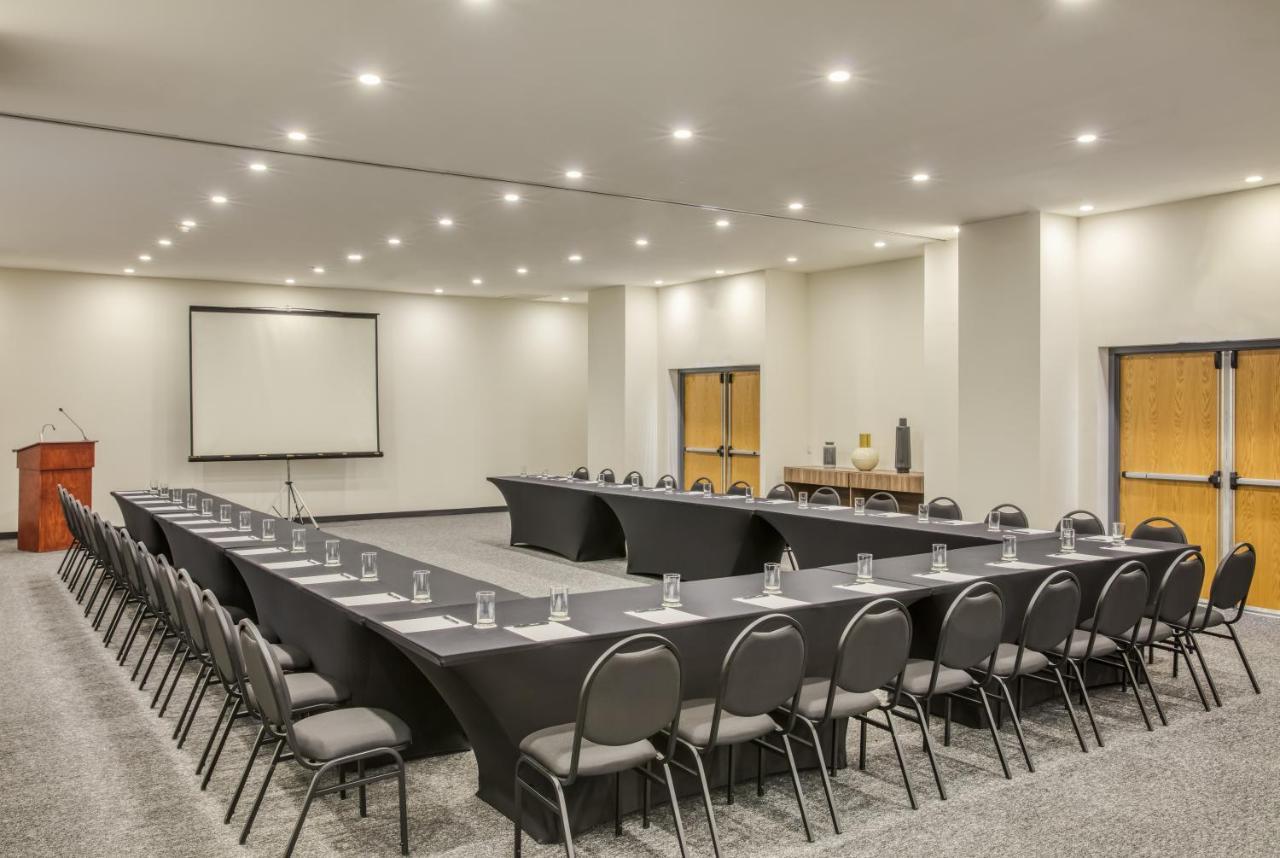 Fiesta Inn Guadalajara Periferico Poniente Zapopan Eksteriør billede