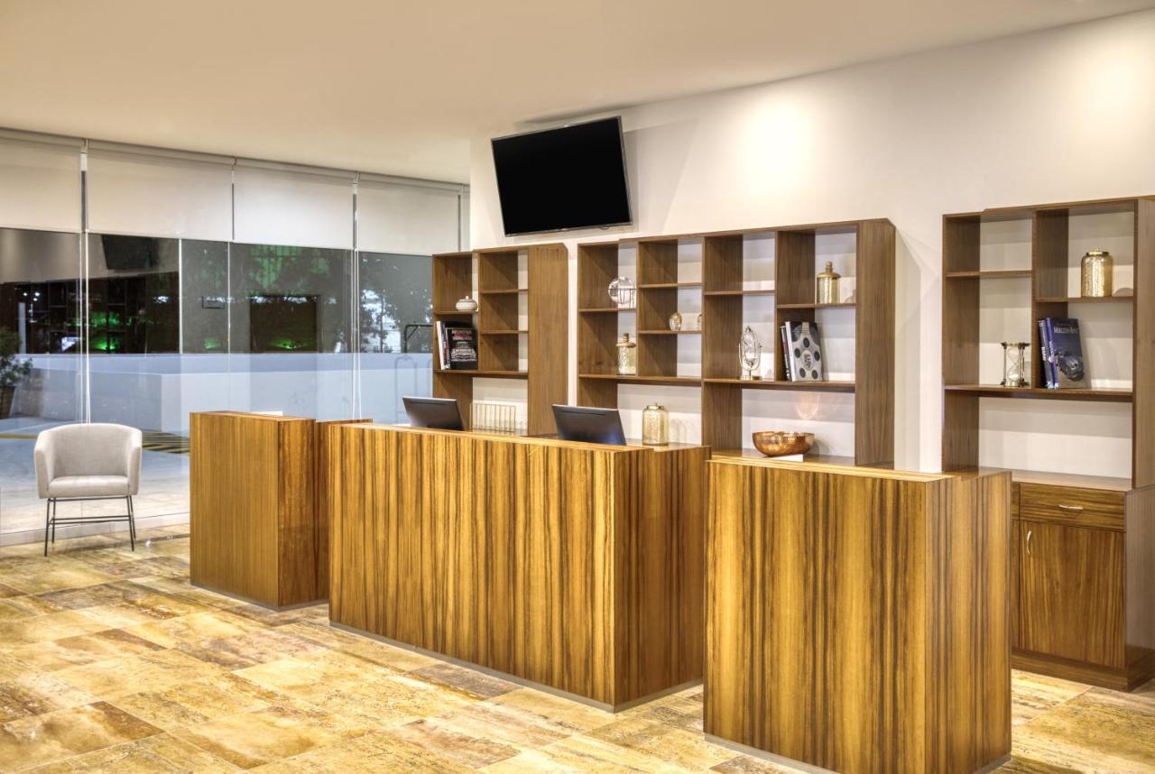 Fiesta Inn Guadalajara Periferico Poniente Zapopan Eksteriør billede